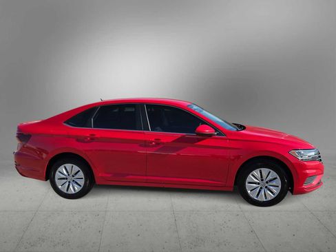 Used 2019 Volkswagen Jetta S w/ Driver Assistance Package FWD image 9