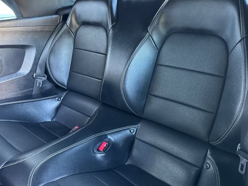 Used 2017 Ford Mustang Premium image 12