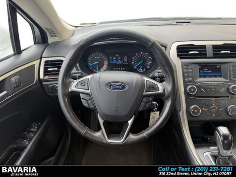 Used 2014 Ford Fusion SE w/ Equipment Group 202A FWD image 13