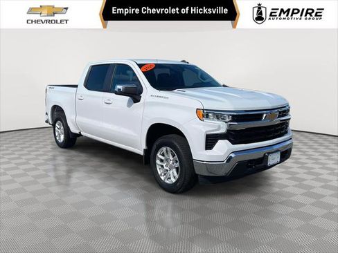 Used 2025 Chevrolet Silverado 1500 LT image 1
