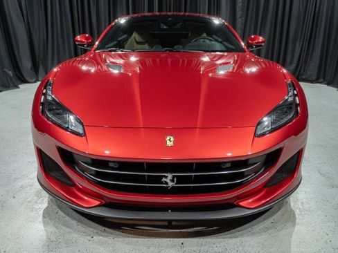 Used 2020 Ferrari Portofino image 2
