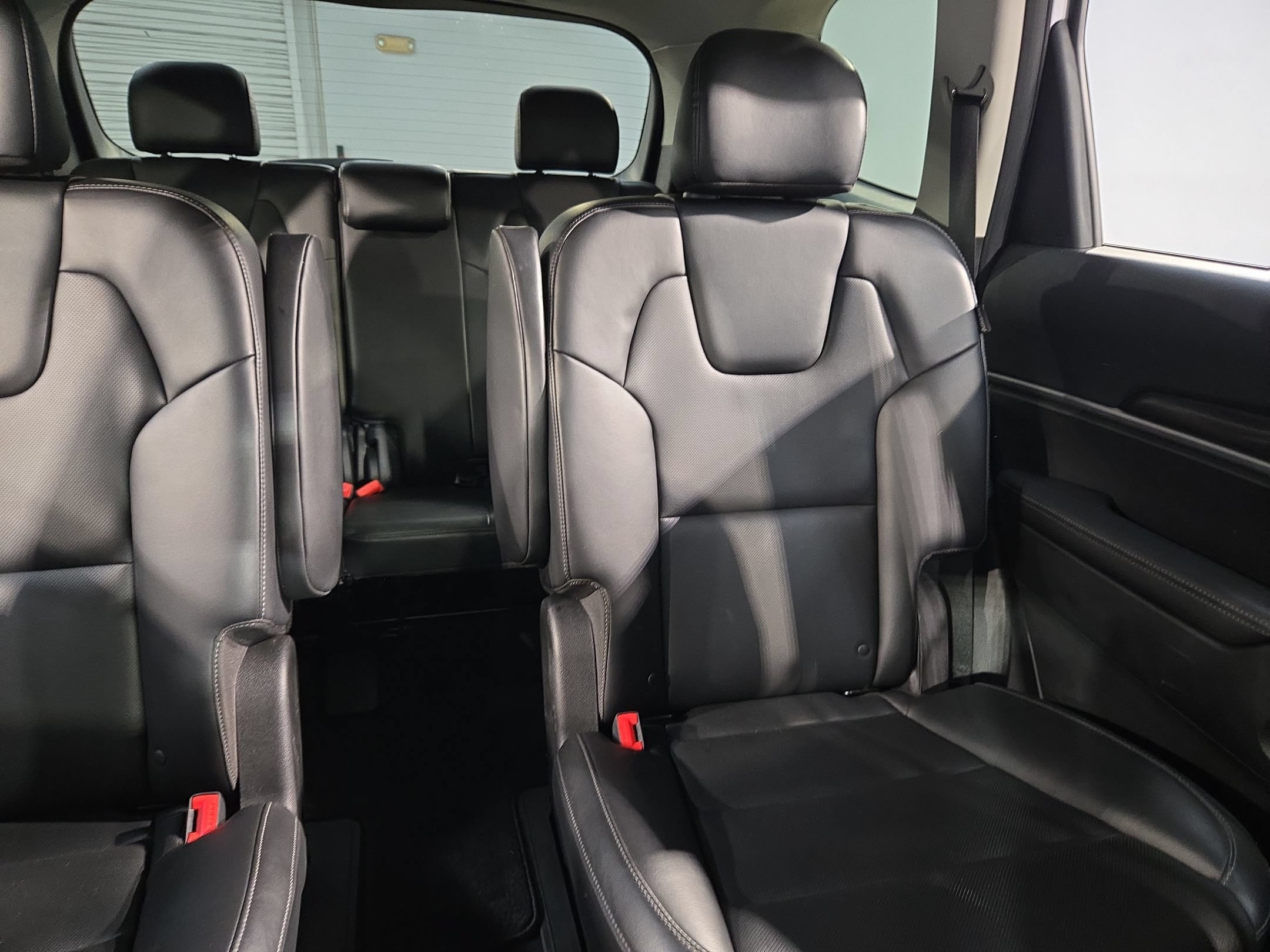Used 2025 Kia Telluride S AWD/4WD image 14