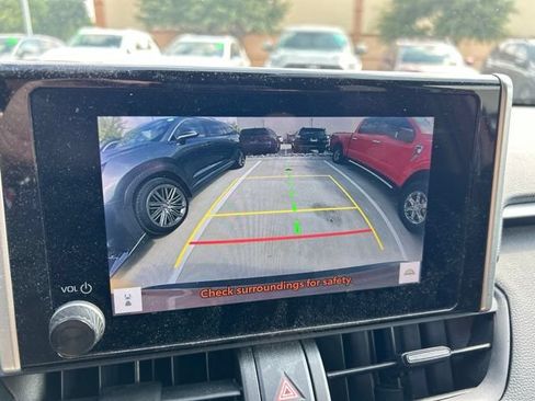 Used 2023 Toyota RAV4 LE FWD image 14