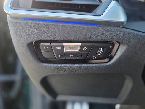 Used 2022 BMW 430i Coupe w/ M Sport Package RWD image 35