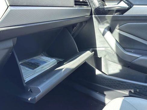 Used 2019 Volkswagen Jetta R-Line w/ R-Line Cold Weather Package image 31