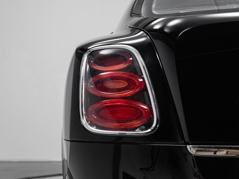 Used 2016 Bentley Mulsanne Speed image 35