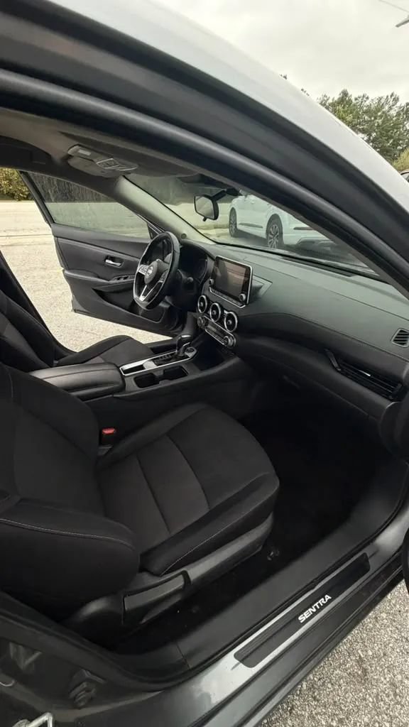 Used 2022 Nissan Sentra SV w/ All-Weather Package FWD image 14
