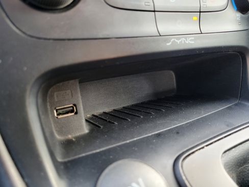 Used 2018 Ford Focus SE w/ Cold Weather Package image 20