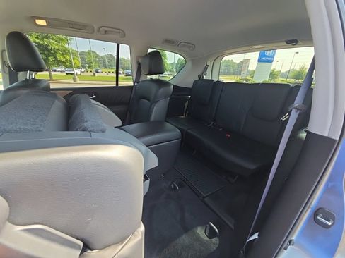 Used 2023 Nissan Armada SL w/ Captain's Chairs Package RWD image 19