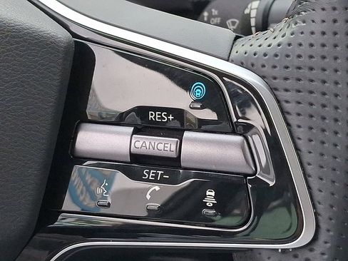 Used 2023 Nissan Ariya ENGAGE image 23