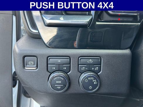 Used 2024 Chevrolet Silverado 3500 LT AWD/4WD image 14
