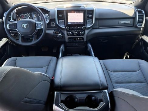 Used 2025 RAM 1500 Big Horn AWD/4WD image 24