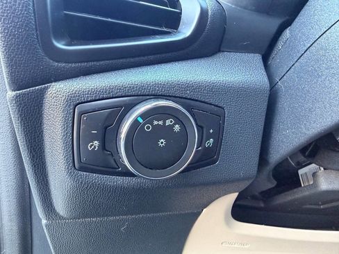 Used 2021 Ford EcoSport S FWD image 34
