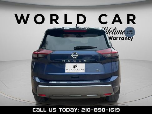 Used 2024 Nissan Rogue SL w/ SL Premium Package image 4