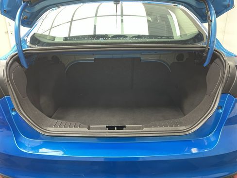 Used 2015 Ford Focus SE w/ SE Cold Weather Package image 23