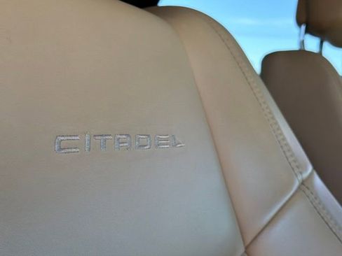 Used 2011 Dodge Durango Citadel w/ Trailer Tow Group IV AWD/4WD image 13
