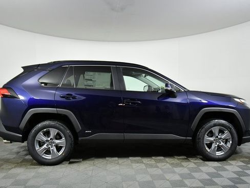New 2025 Toyota RAV4 XLE image 15