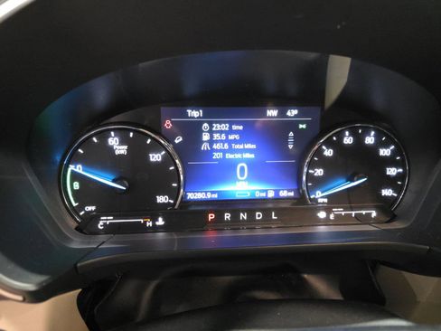 Used 2022 Ford Escape SE w/ Convenience Package image 11