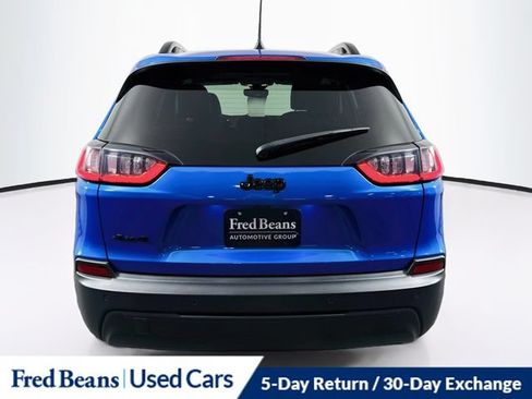 Used 2023 Jeep Cherokee Altitude Lux AWD/4WD image 7