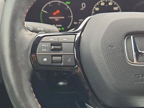 Used 2025 Honda CR-V Sport Touring image 22