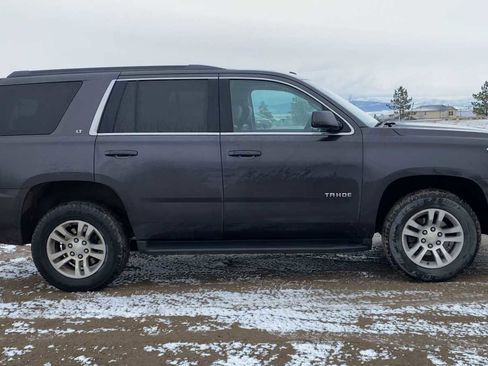 Used 2017 Chevrolet Tahoe LT image 9