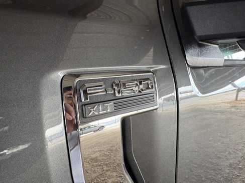 Used 2024 Ford F150 XLT image 40