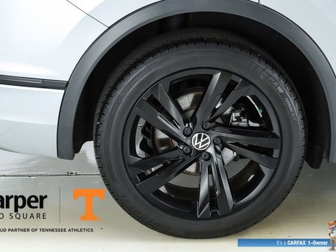Used 2023 Volkswagen Tiguan SE R-Line image 51