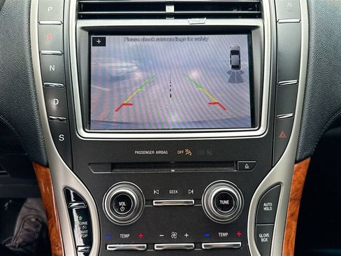Used 2019 Lincoln Nautilus Reserve w/ Cargo Utility Package AWD/4WD image 15