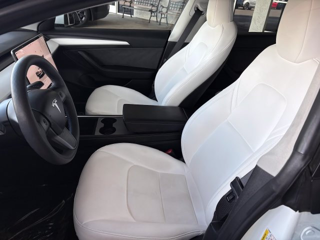 Used 2023 Tesla Model 3 Standard Range RWD image 11