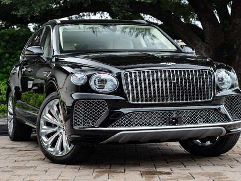 Used 2024 Bentley Bentayga Extended Wheelbase image 35