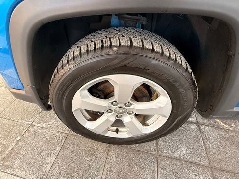 Used 2018 Jeep Compass Latitude w/ Popular Equipment Group image 46