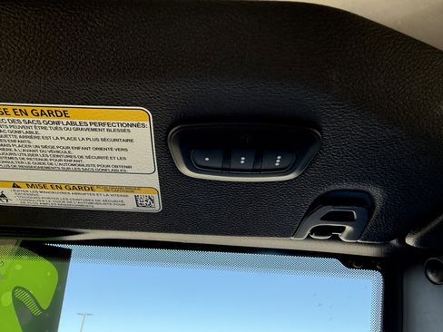 Used 2024 Jeep Wrangler Sport S image 20