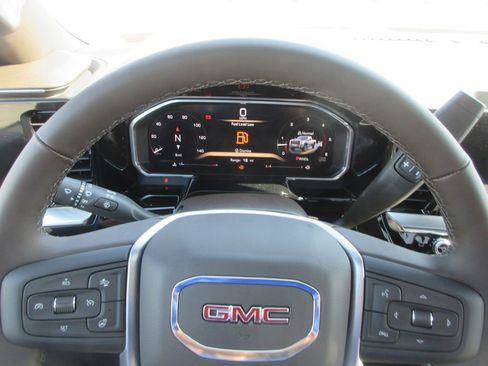 New 2026 GMC Sierra 2500 SLT w/ SLT Premium Package AWD/4WD image 18