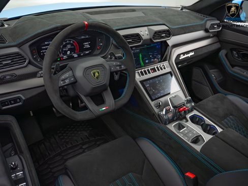 Used 2024 Lamborghini Urus Performante image 20