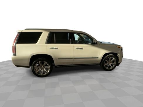 Used 2016 Cadillac Escalade Premium image 9