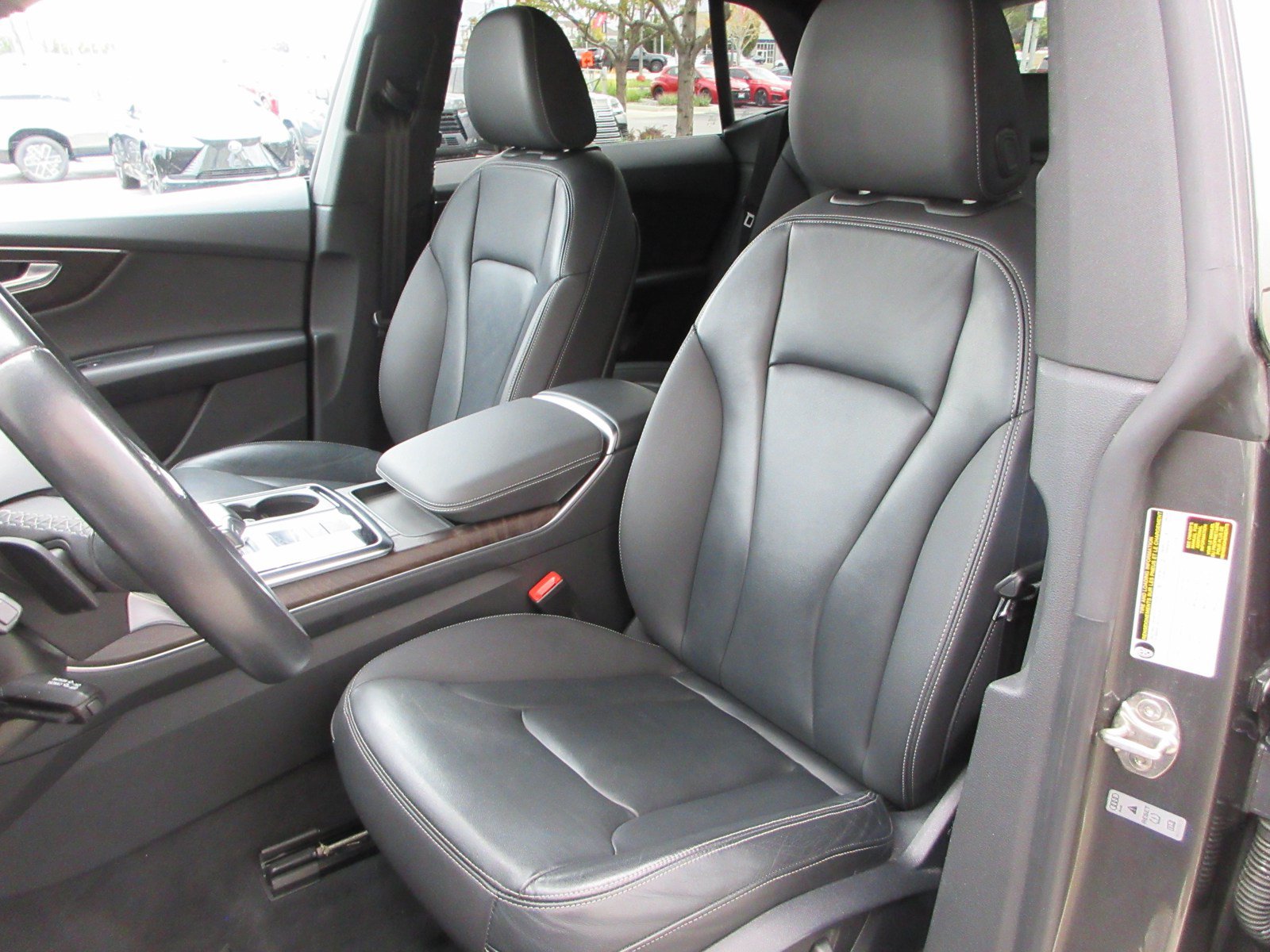 Used 2021 Audi Q8 Premium w/ Black Optic Package AWD/4WD image 32