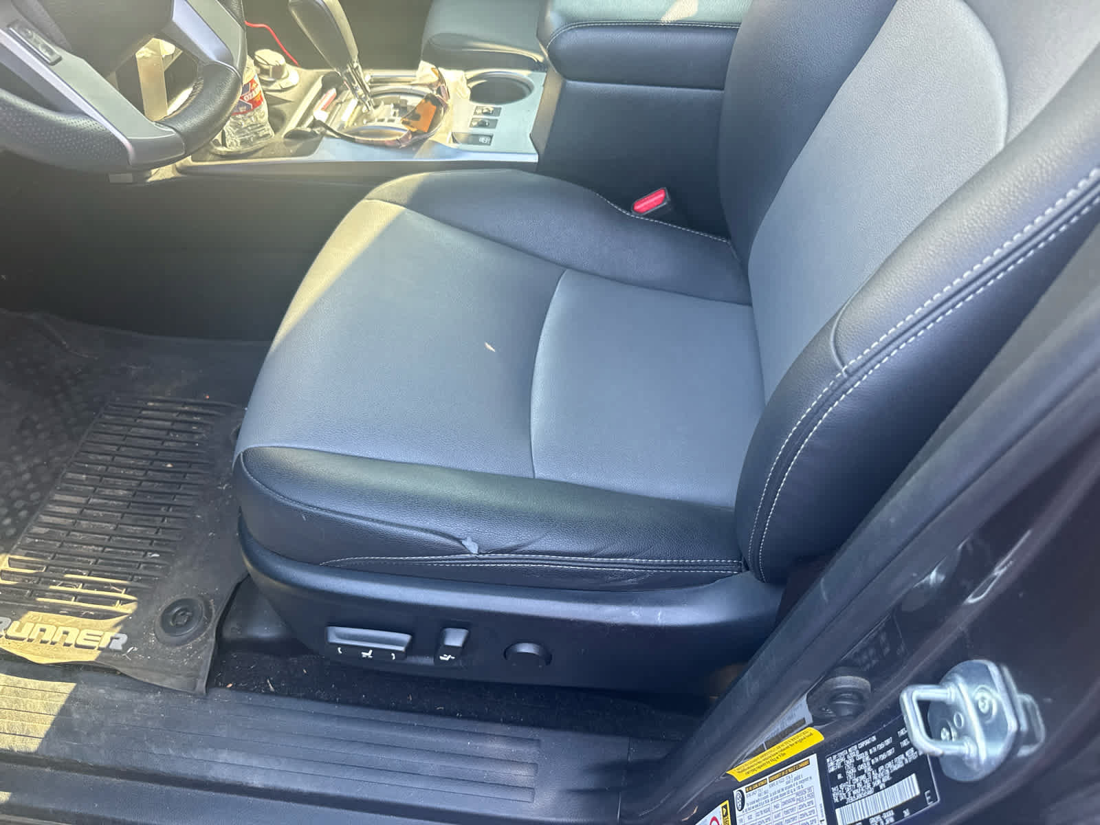 Used 2019 Toyota 4Runner SR5 Premium AWD/4WD image 7