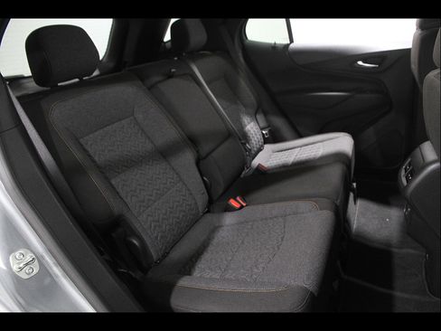 Certified 2024 Chevrolet Equinox LT FWD image 18