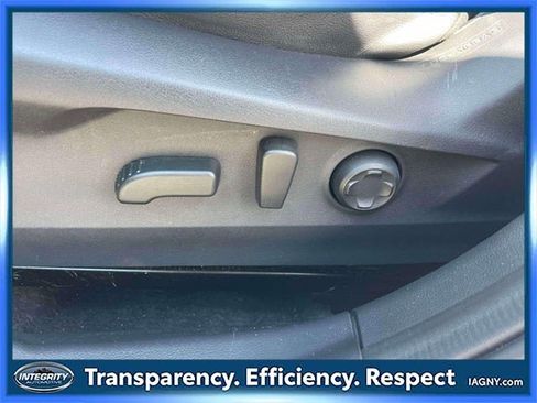 Used 2023 Subaru Outback Limited image 18