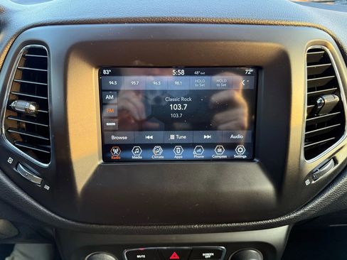 Used 2018 Jeep Compass Latitude w/ Popular Equipment Group image 26