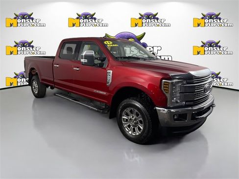 Used 2019 Ford F250 XLT w/ XLT Premium Package image 3