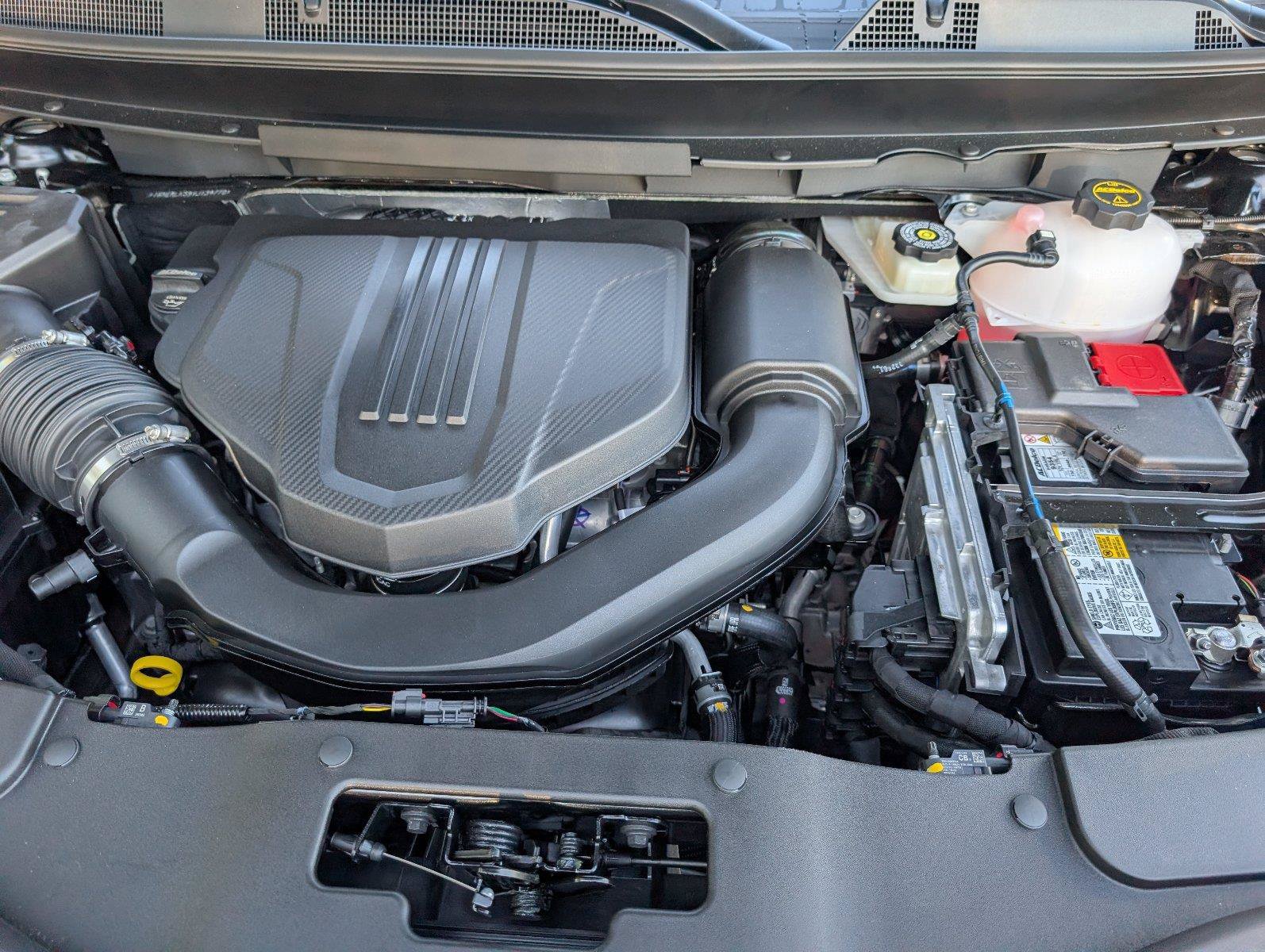 New 2027 Chevrolet Traverse RS FWD image 14