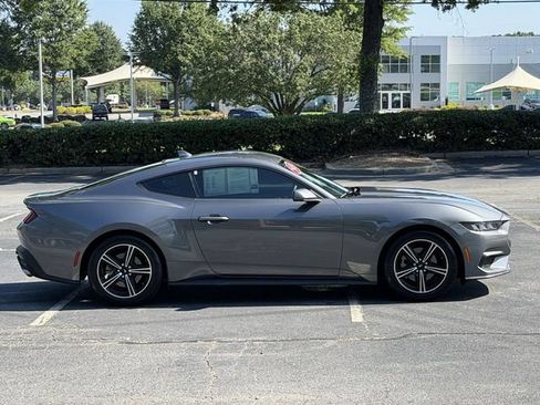 Used 2024 Ford Mustang Coupe RWD image 10
