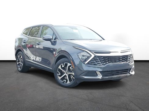 Used 2023 Kia Sportage EX FWD image 1