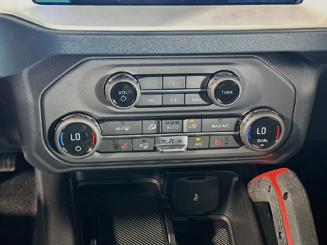New 2026 Ford Bronco Heritage Edition AWD/4WD image 15