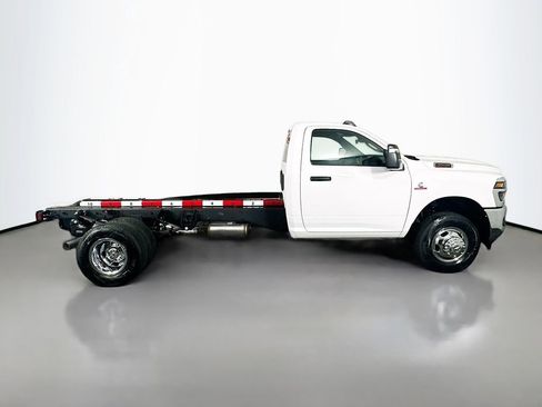 New 2026 RAM 3500 Tradesman w/ Chrome Appearance Group A AWD/4WD image 8