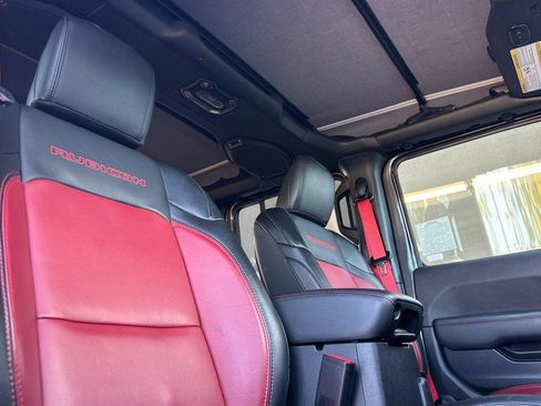 Used 2023 Jeep Wrangler Unlimited Rubicon 4xe image 14