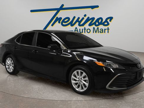 Used 2023 Toyota Camry LE FWD image 1