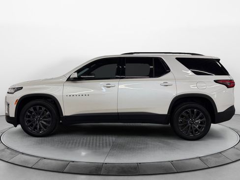 Used 2023 Chevrolet Traverse RS AWD/4WD image 3