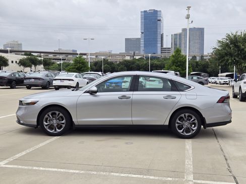 Certified 2024 Honda Accord EX image 5